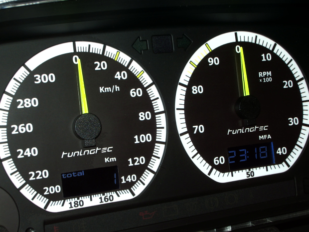 Golf 3 Tachoumbau12 Uhr-Stellung Leuchtzeiger